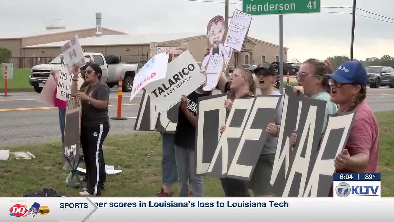 Protesters gather outside Vance rally in Tyler