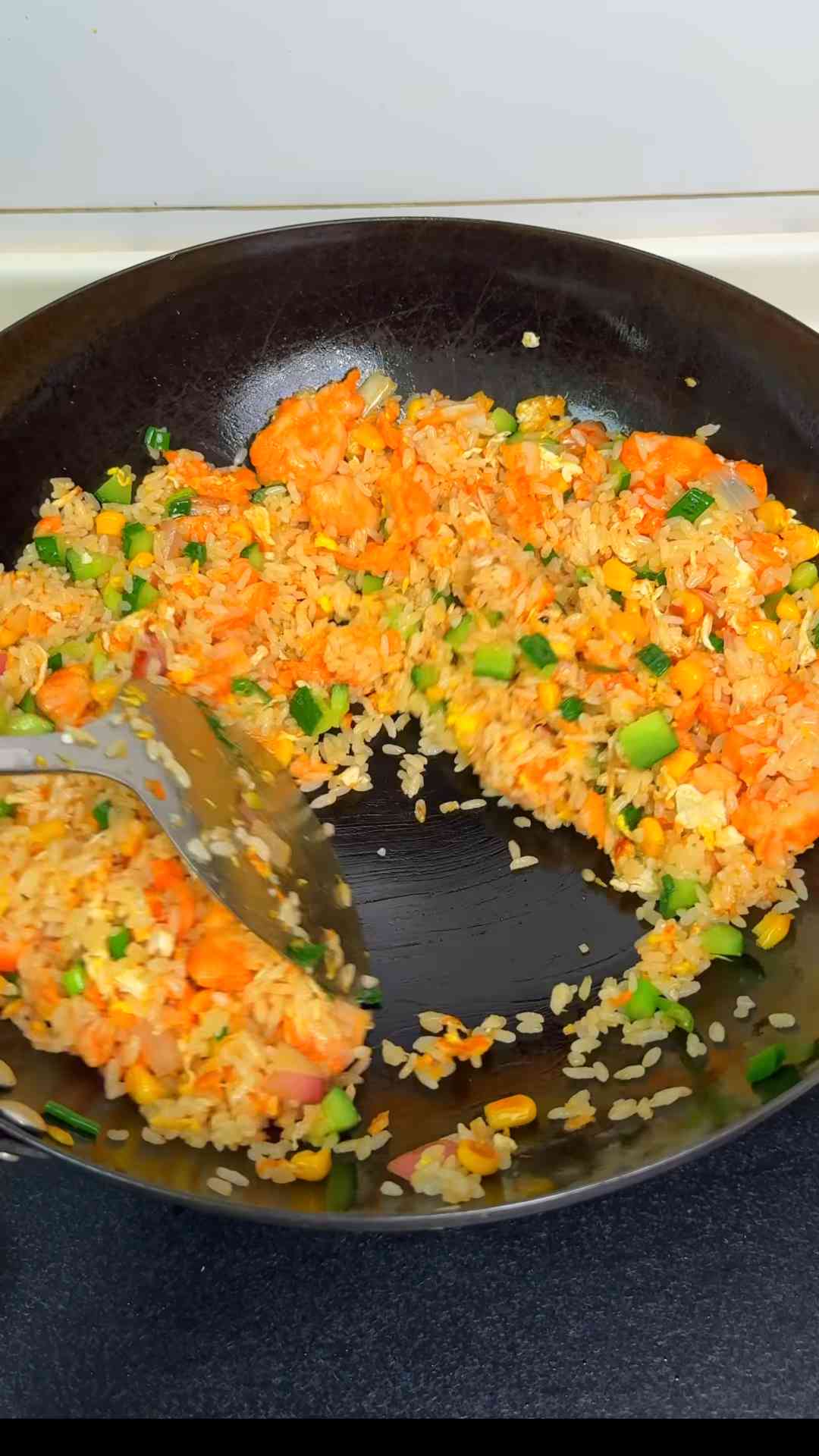 Chicken cucumber fried rice with crunchy corn