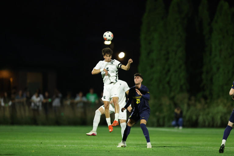 MSU and UM men's soccer draw, Spartans retain Big Bear trophy