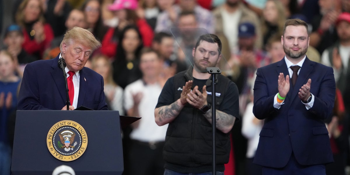 Trump pardons 2 men at Alaska rally who pleaded guilty to violating Clean Air Act