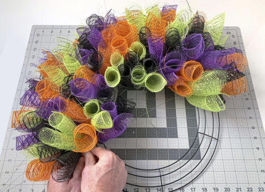 Make a mesh Halloween wreath in three simple steps!
