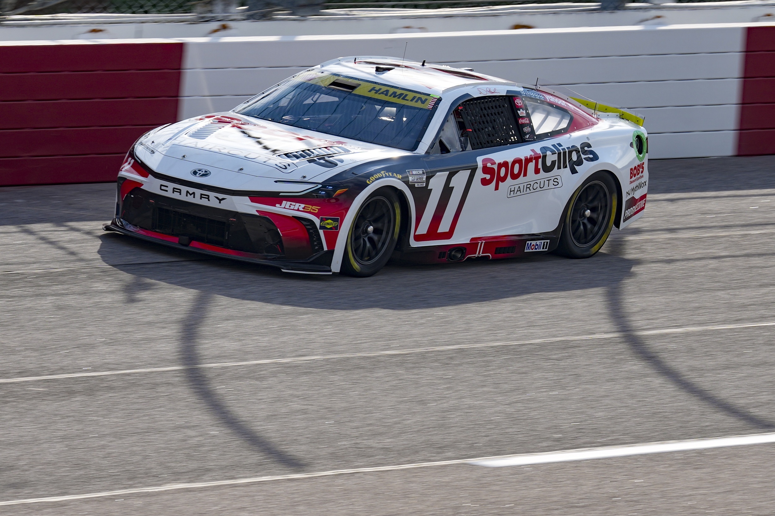 Three big questions ahead of the Freeway Insurance 500