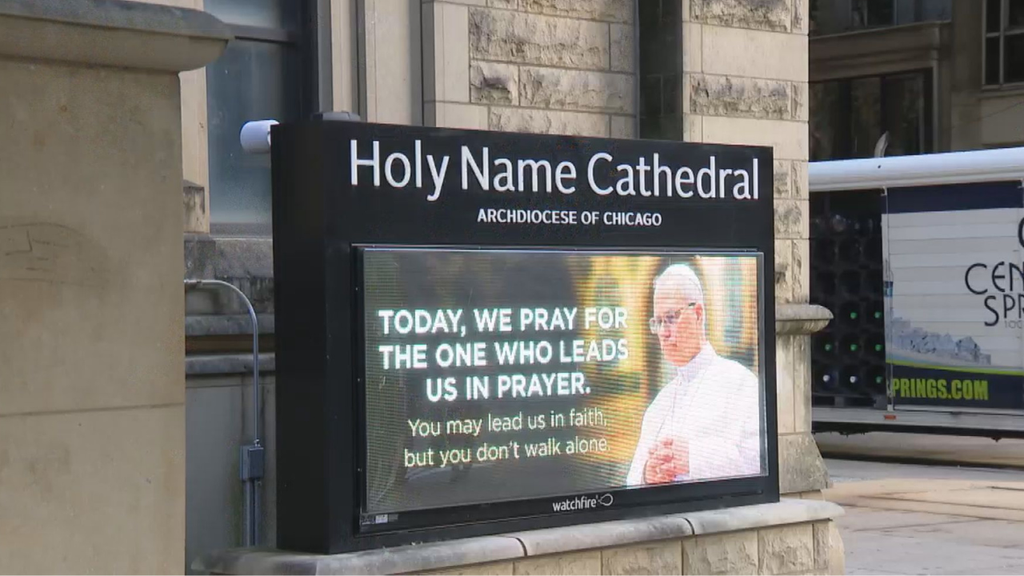 Doctor weighs in, Chicago Catholics extend prayers for Pope Leo after lung cancer diagnosis