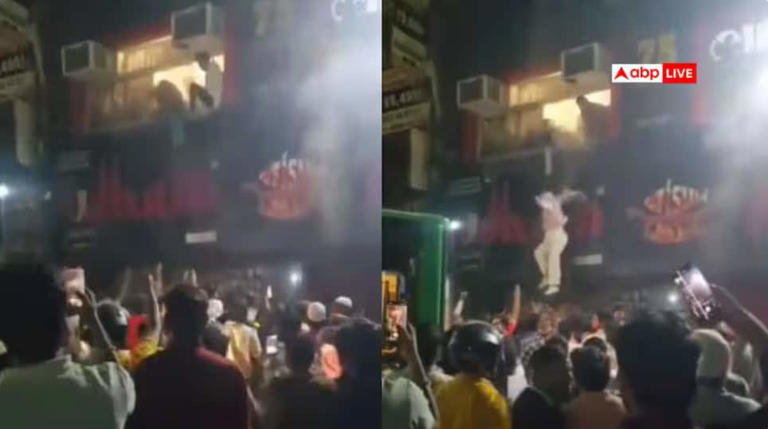 Panic as fire breaks out at restaurant in Delhi’s Jafrabad, people jump ...