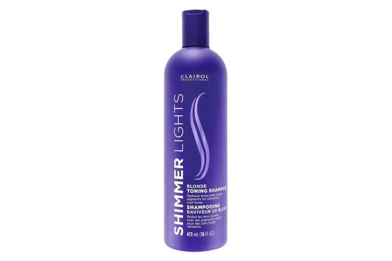 This specialized shampoo brightens the gray in hair, leaving it clean ...