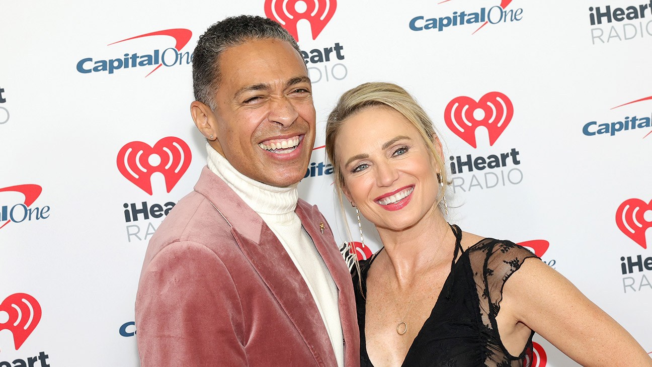 Amy Robach and TJ Holmes tie the knot in Arkansas