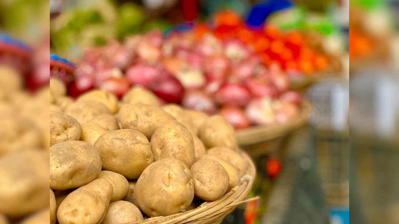 September WPI data: Food, fuel prices push wholesale inflation to above 11%