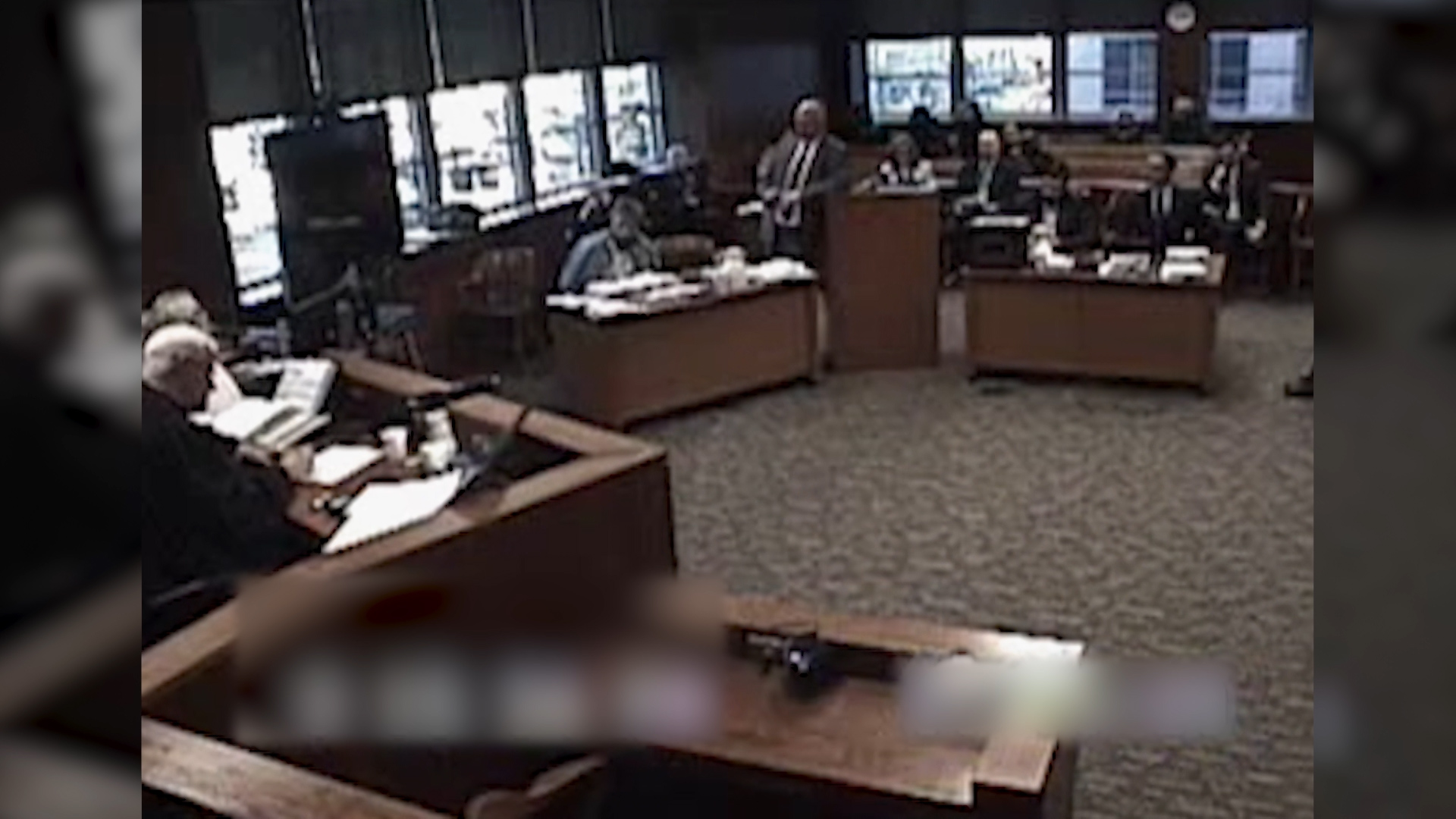 Defendant flips table in courtroom | Court Cam