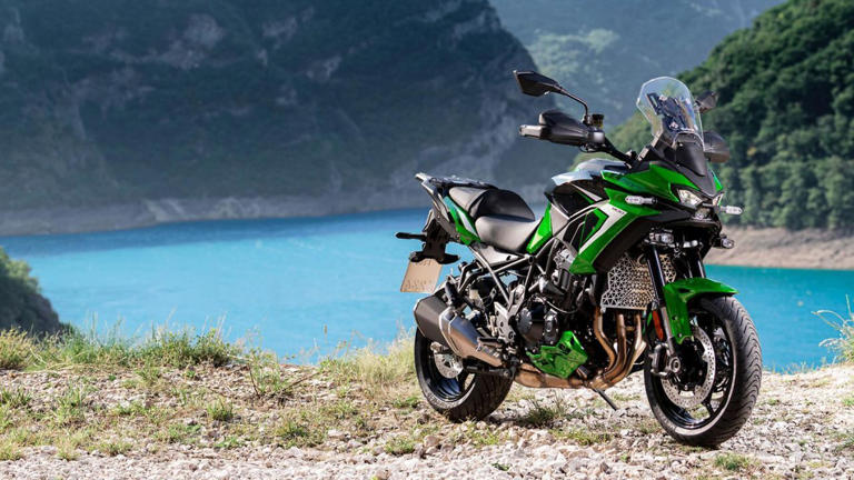 Kawasaki Versys 900 globally revealed: Check price, features and India ...
