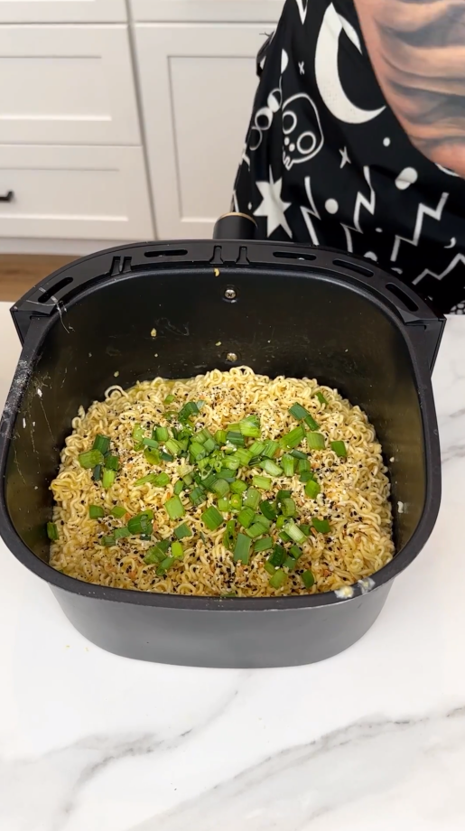 Enjoy crunchy homemade ramen with your air fryer