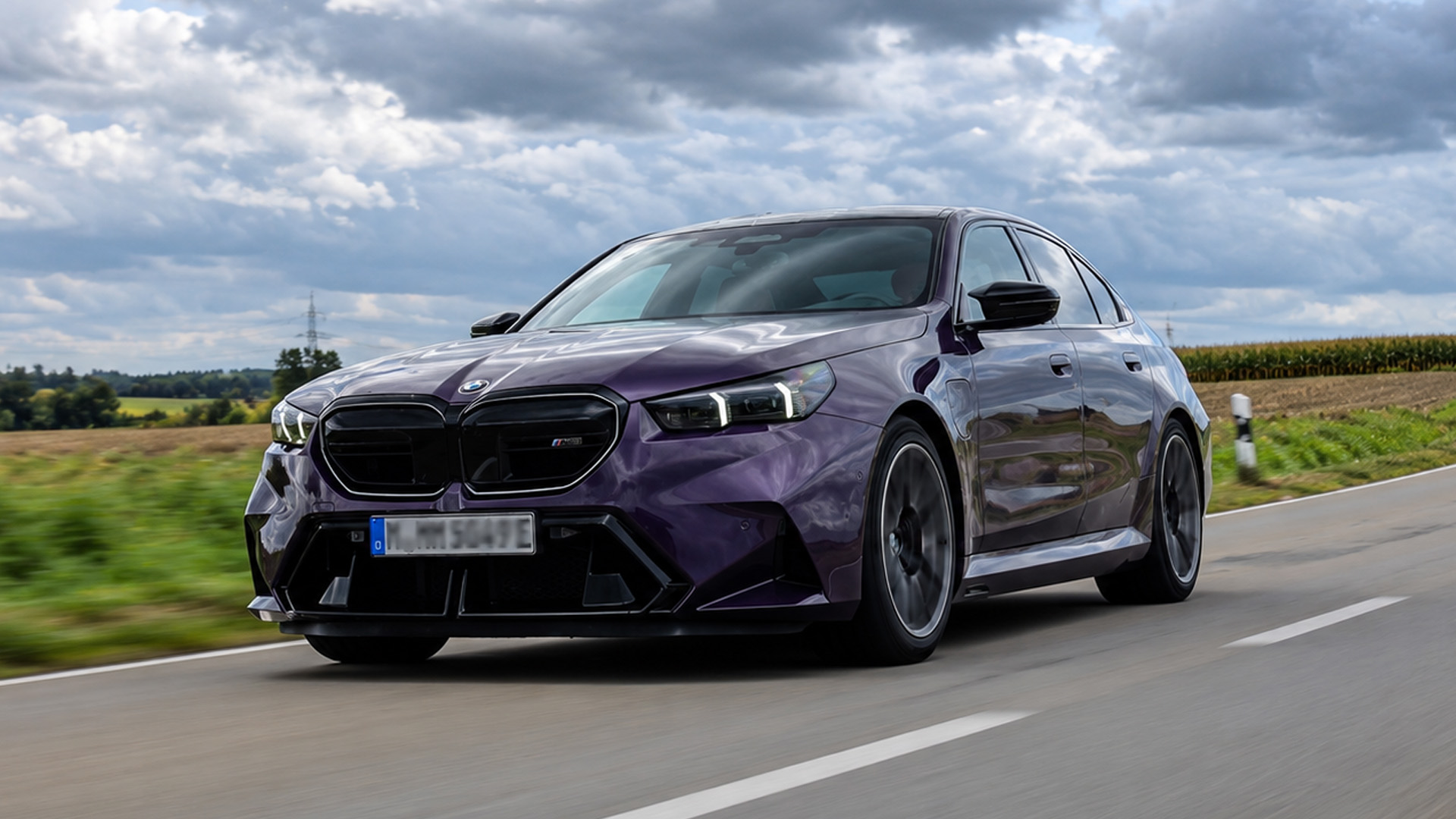 The BMW M5 G90 combines V8 power with hybrid technology