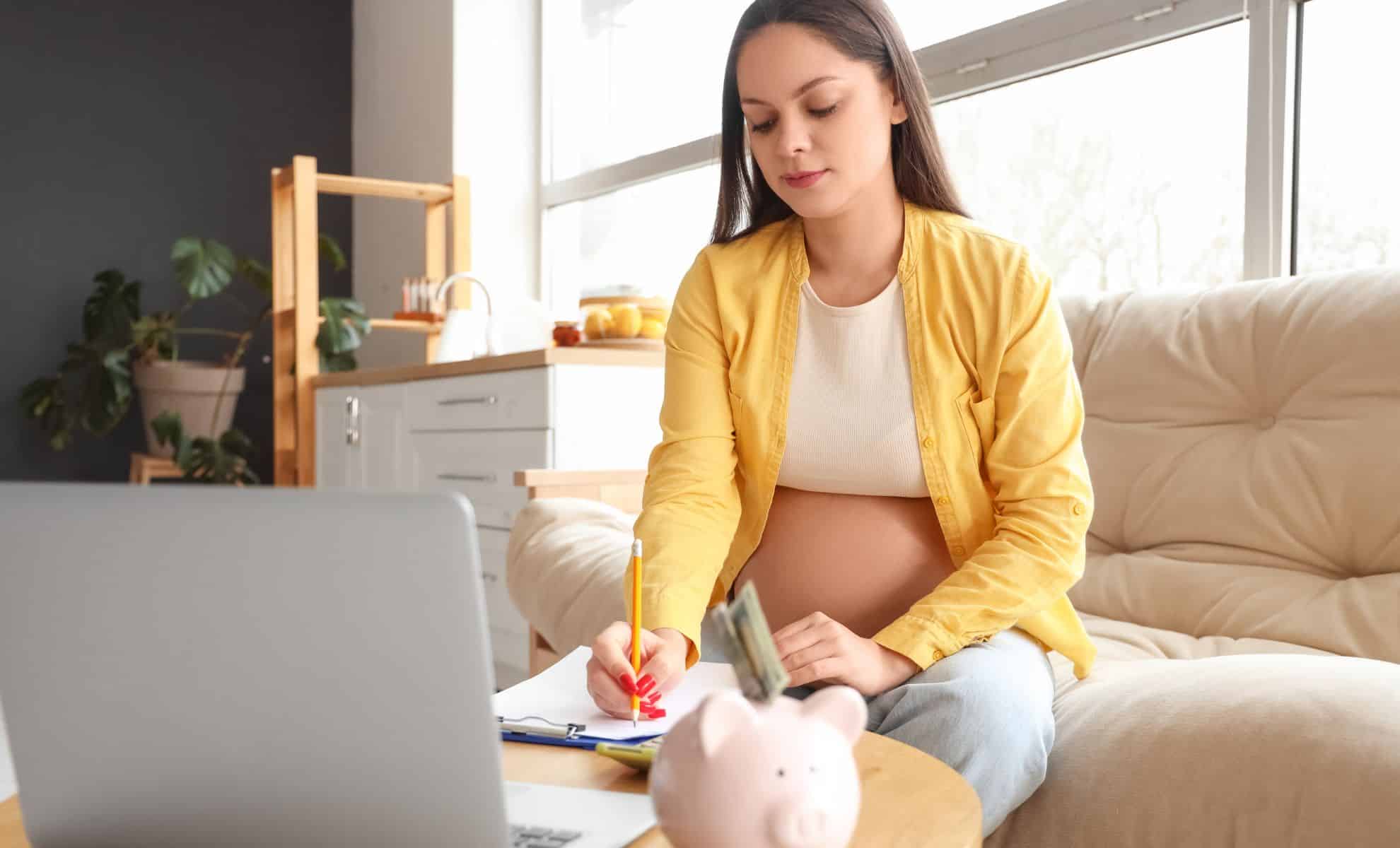 Government breaks silence on maternity pay after thousands demand ...
