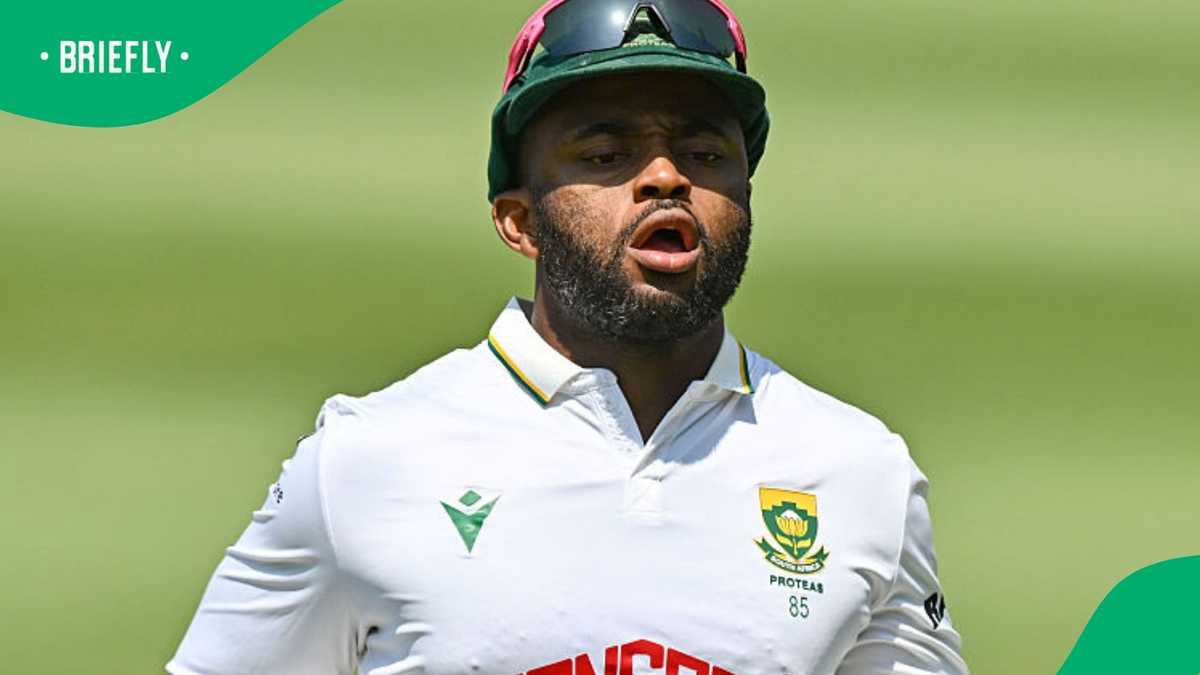 Robert Marawa reacts as Temba Bavuma’s test-best 179 drags SA back into ...