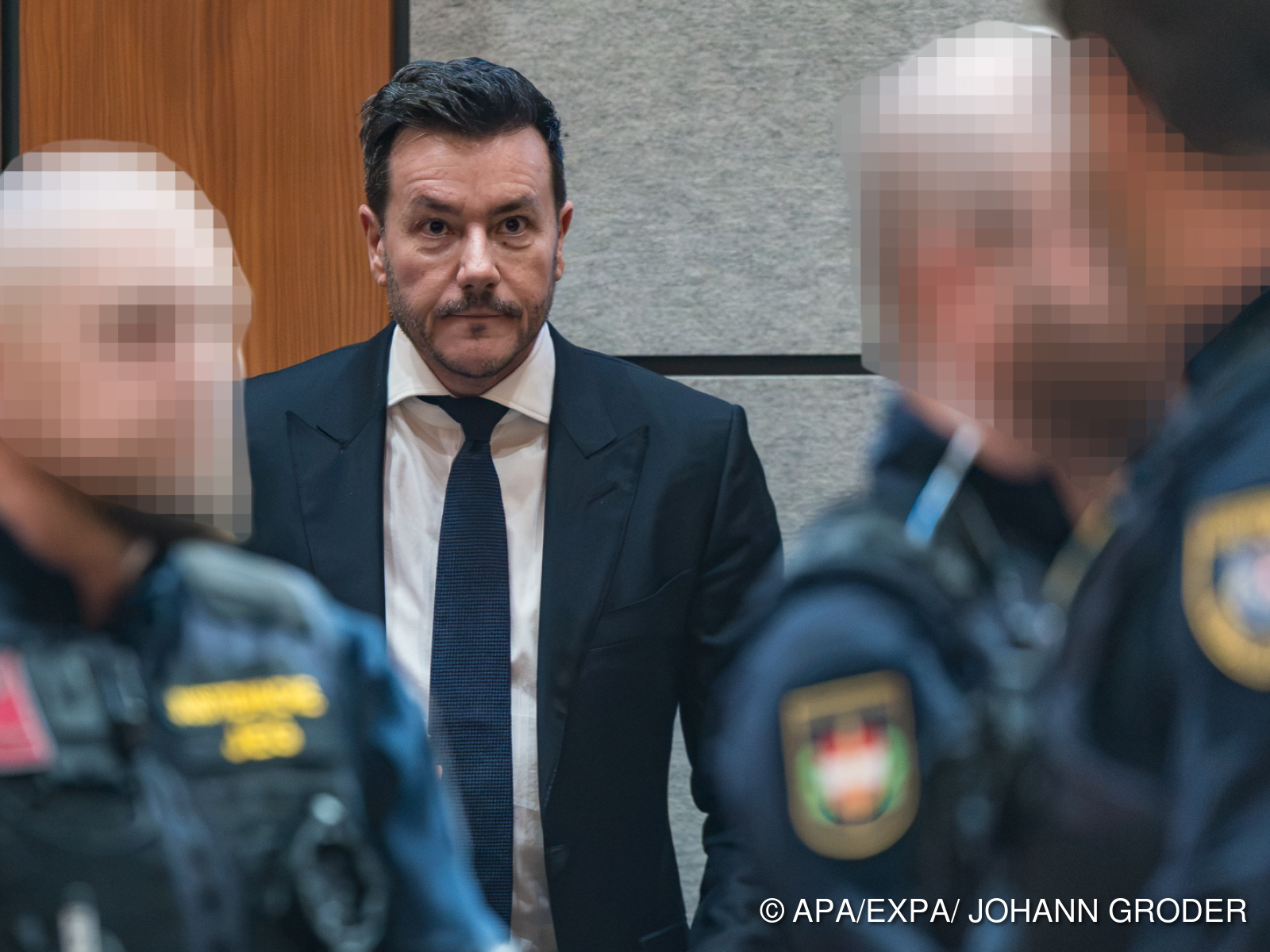 Signa-Gründer René Benko bekommt Fußfessel
