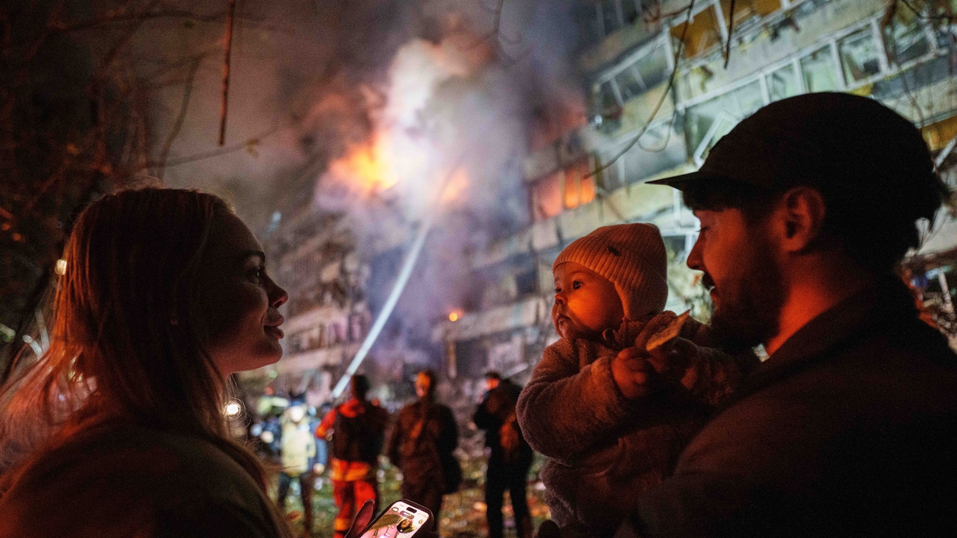600,000 without power in Ukraine as Russia launches massive attack