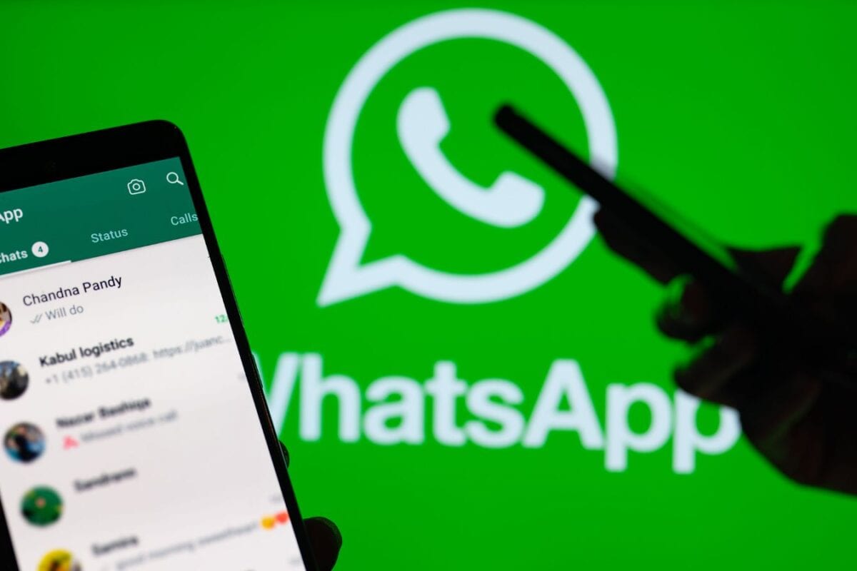WhatsApp storage full? How to find and delete large photos, videos and ...