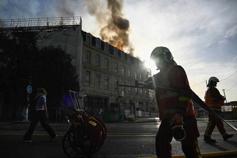 Firefighters battle large Paris fire near Gare d'Austerlitz station as ...