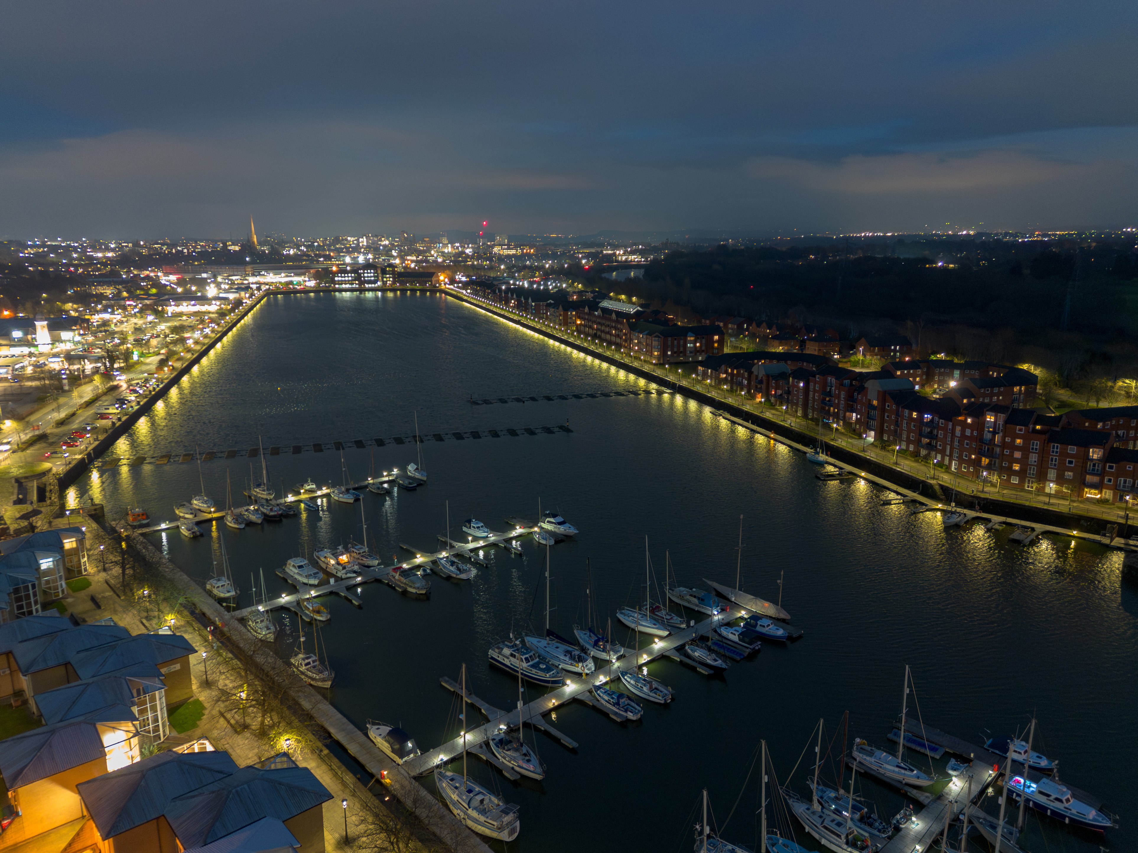 Man jumps into docks following police chase through Preston last night