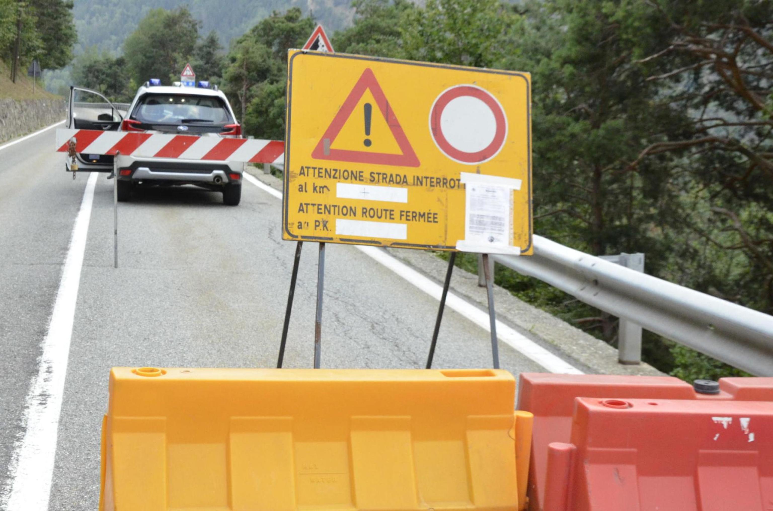 Lavori su cuniculo Ru Neuf, chiusa la strada regionale per Cogne