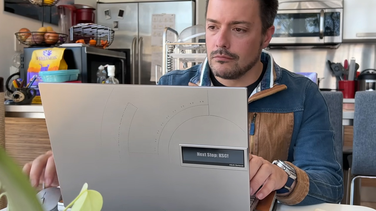 ASUS Zenbook 14X OLED Space Edition review: They should have sent a poet