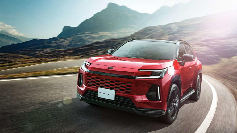169 days of Jeeps, 35 days of Toyotas: The car glut lives on certain lots