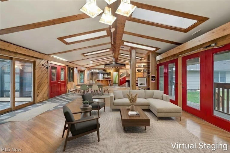 Ohio home with unusual kitchen features goes viral on Zillow Gone Wild