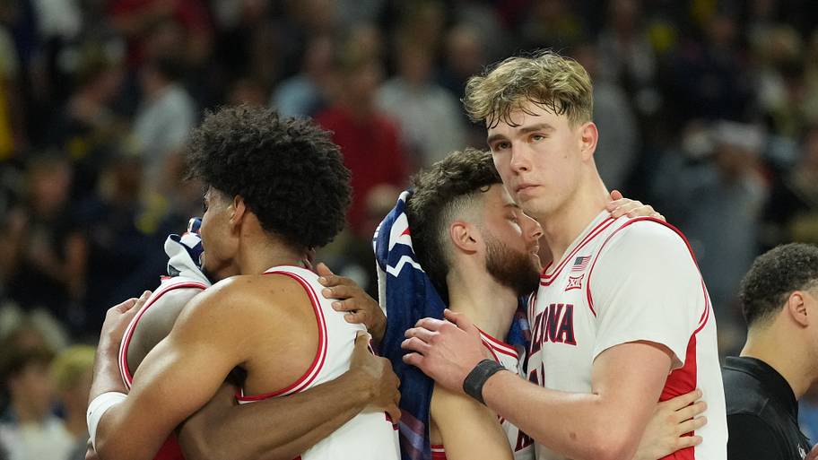 Former Final Four teams Arizona and UConn coast to CBB exhibition wins ...