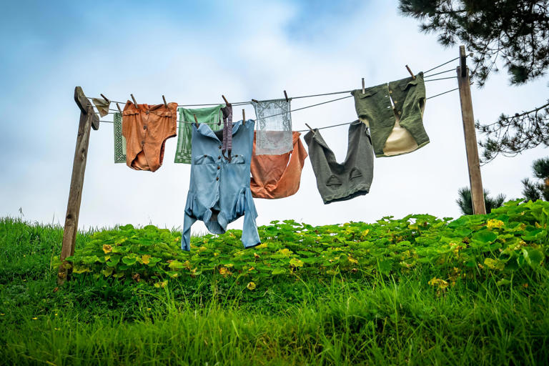5 hacks to speed up clothes drying during cold weather