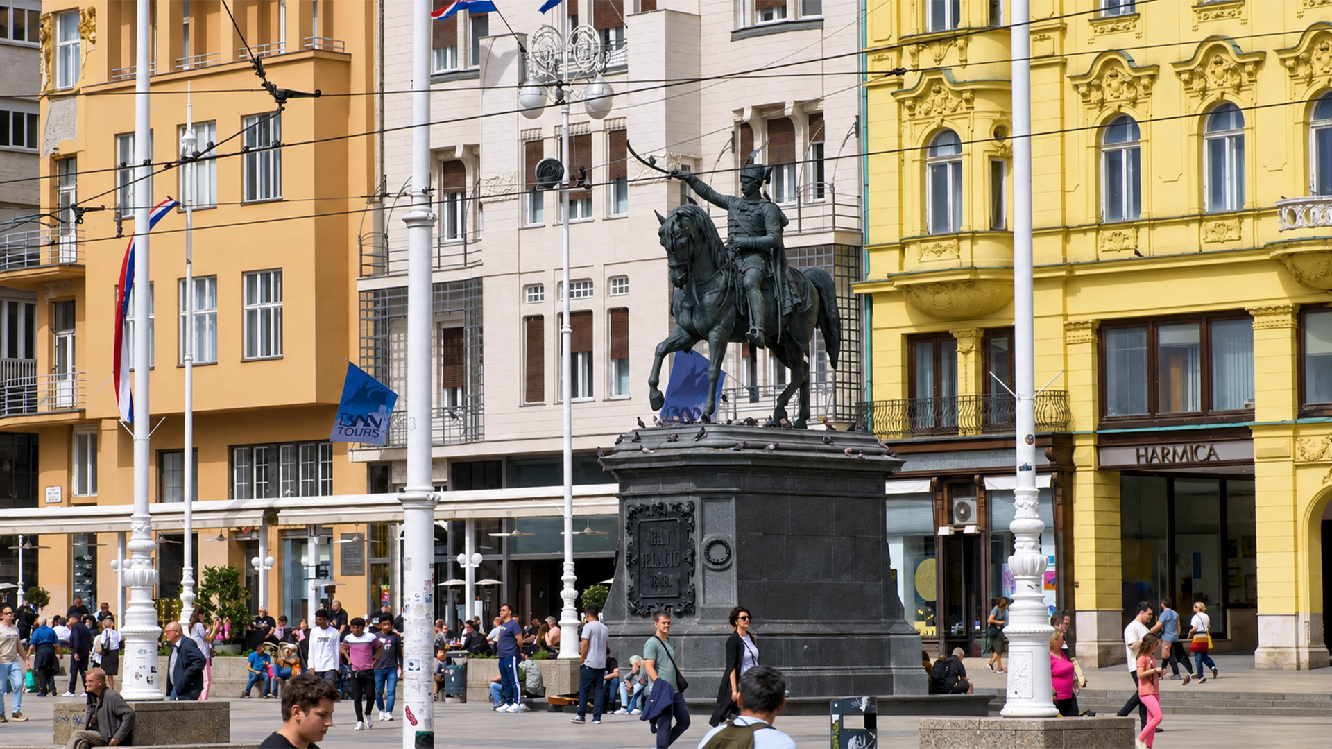 Zagreb, Croatia’s historic center and everyday street life