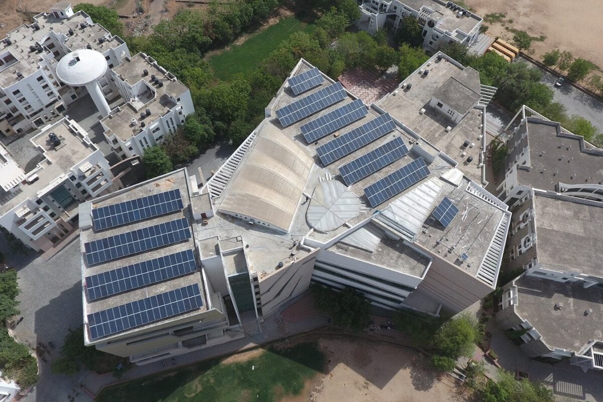 Best solar inverters for home: Lower your electricity bill this winter
