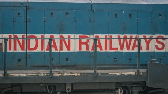 Diwali bonanza for 11 lakh railway employees: Performance-linked bonus ...