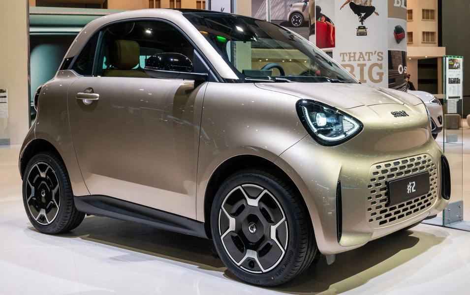 Smart #2 revives iconic two-seater with bigger range