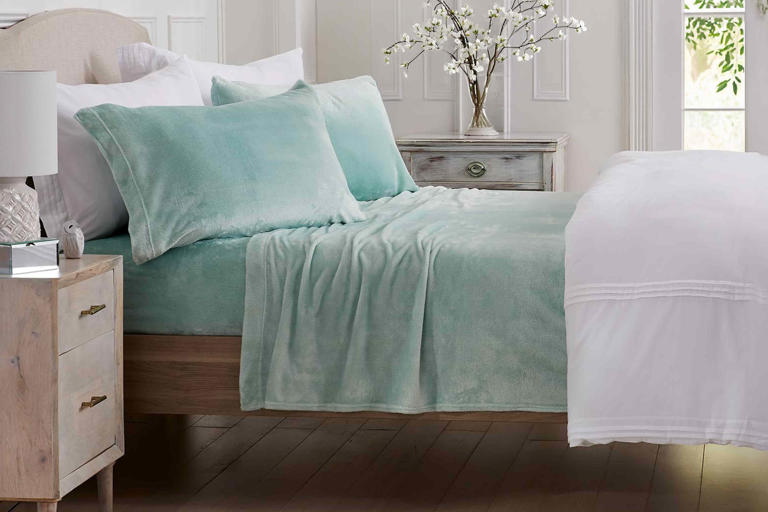 We just found fall’s coziest sheet set on Amazon — shoppers say it ...