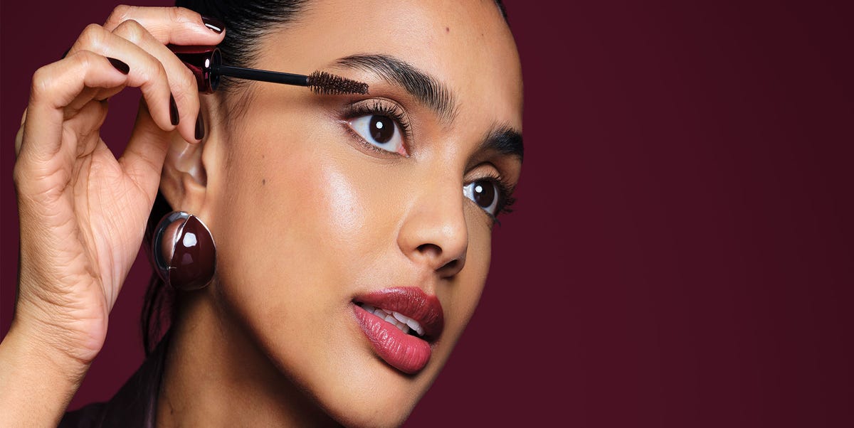 Clinique's Black Honey mascara is here – and it's the most flattering ...