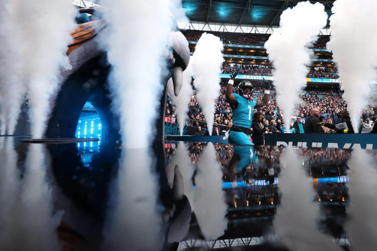 NFL tickets discounted to fill Wembley Stadium
