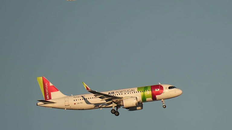 Lufthansa beats Air France-KLM to €1.2bn stake in TAP Air Portugal
