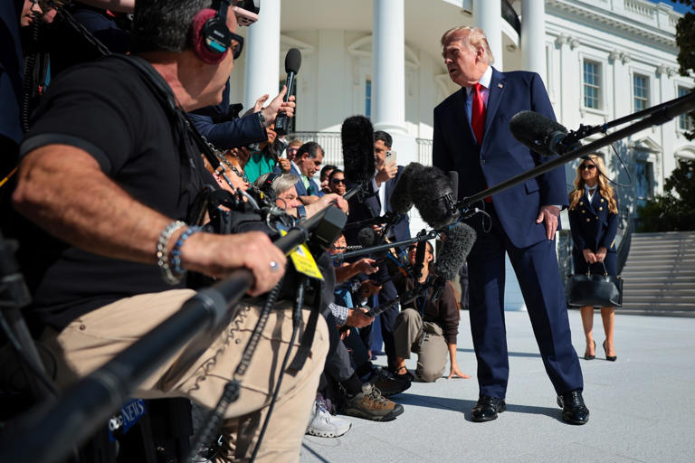 Judge grants preliminary injunction continuing to block Trump's White ...