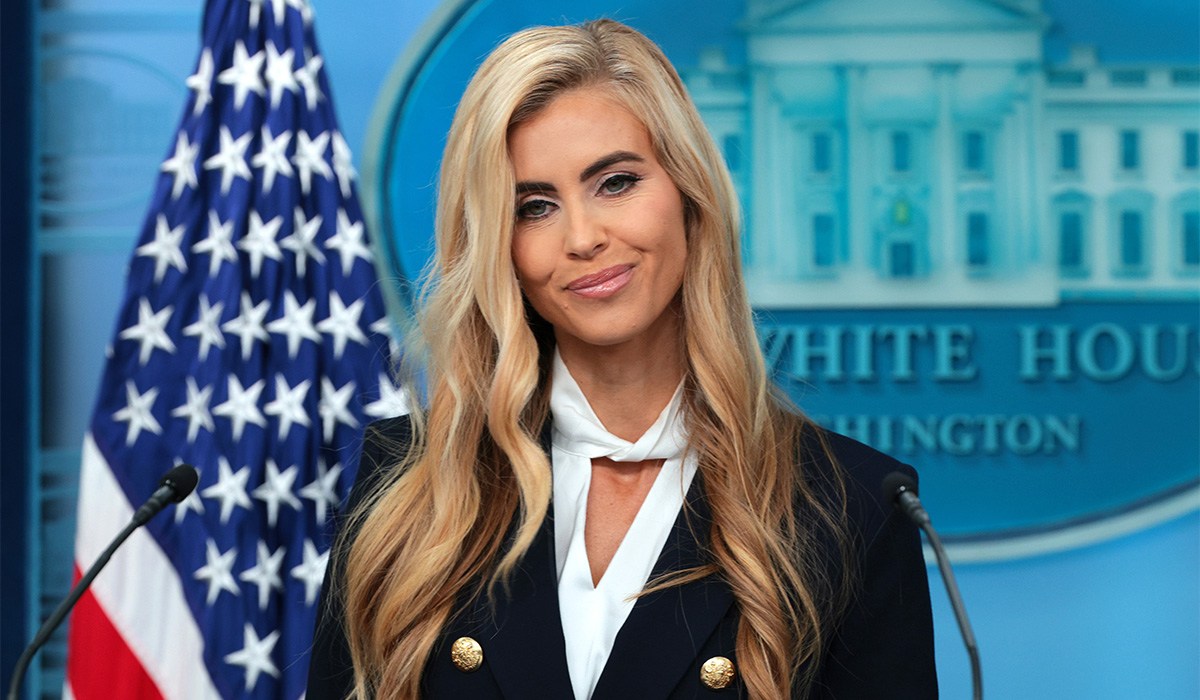 Trump reveals final words to former press secretary before firing her ...