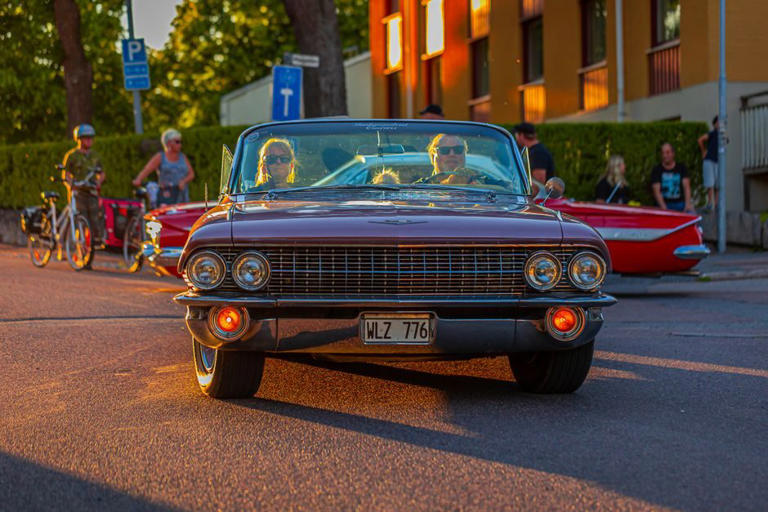 Saturday night Main Street loops where teenagers cruised bumper to bumper