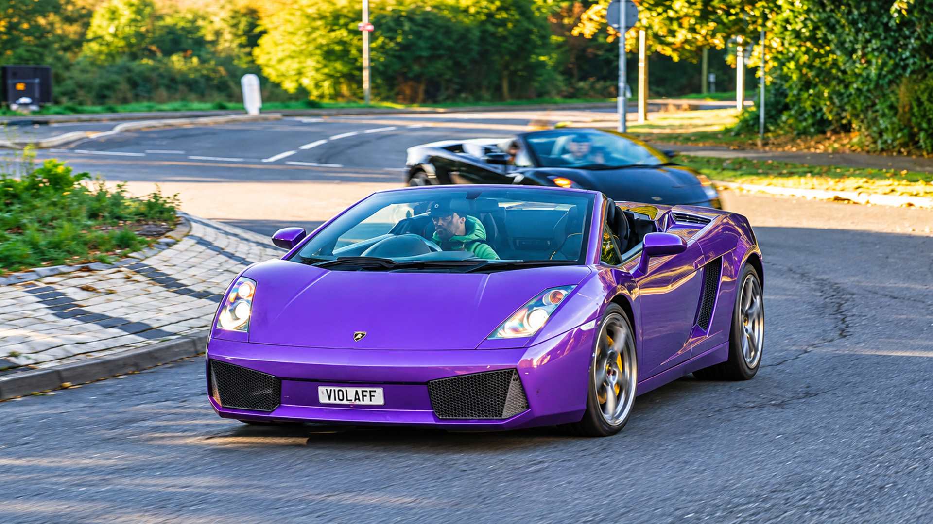This Lamborghini faces an unexpected entrance rejection