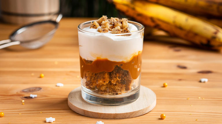 How to easily transform banana bread into a classic English dessert
