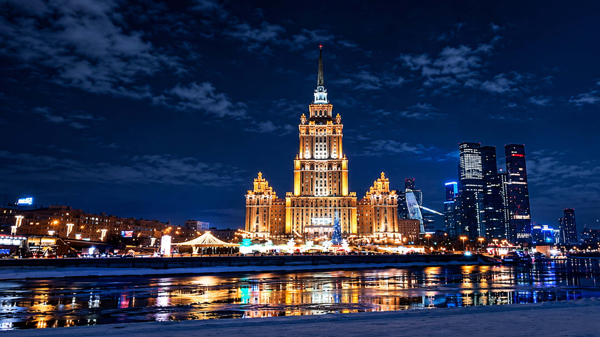 Moscow's historic hotel looks like a royal palace