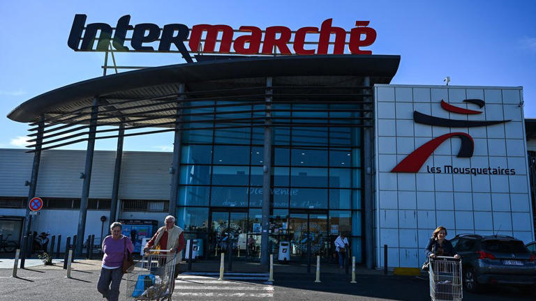 Massive cyberattack hits hundreds of French supermarkets as hackers ...