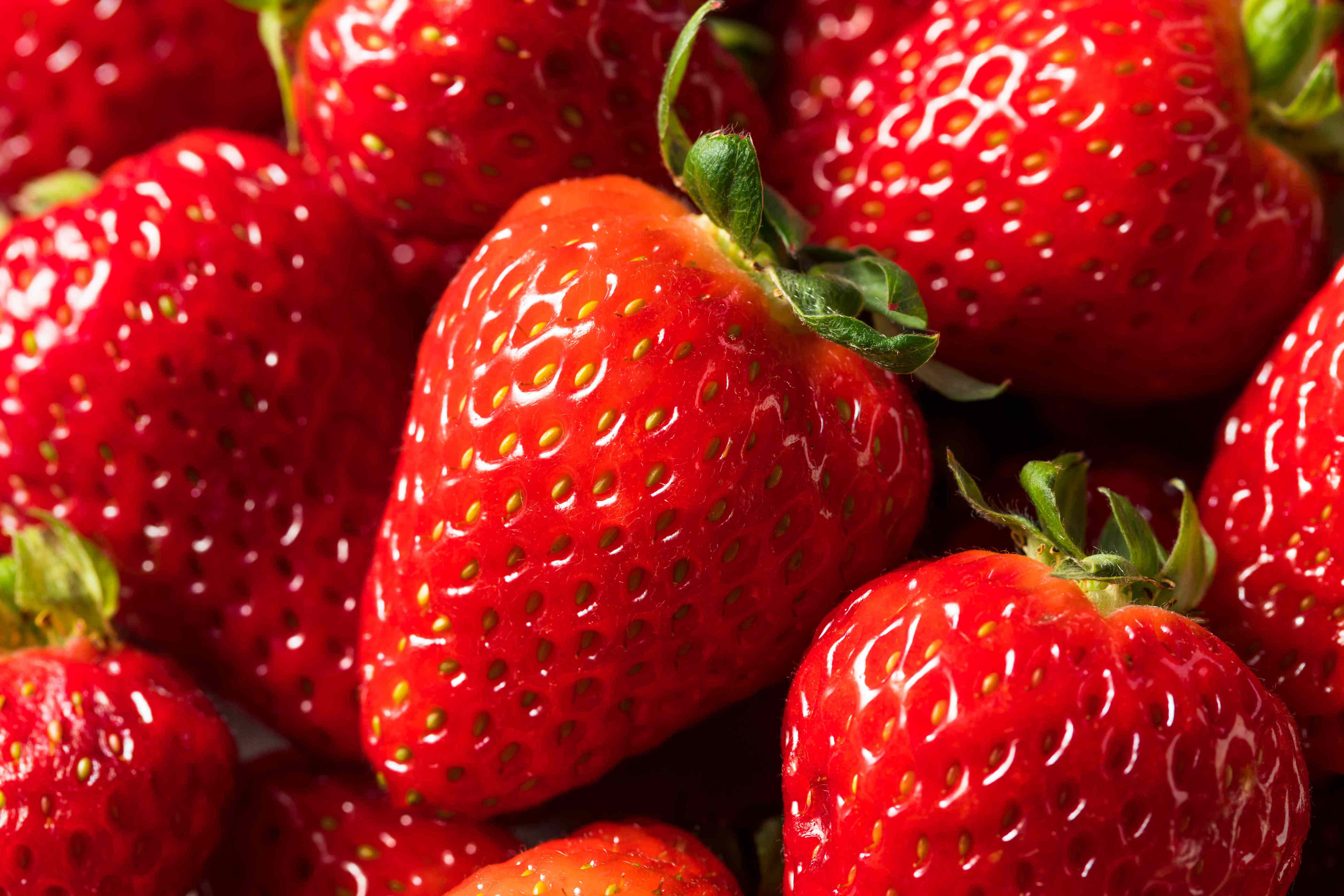 Cardiologists share the 7 foods they eat for lower blood pressure