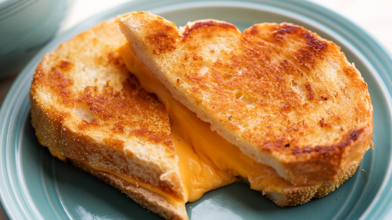 Grab a sheet pan for the quickest, simplest batch of grilled cheese you ...