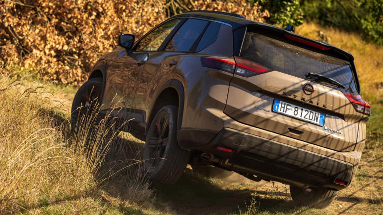 L'elettrica a benzina che sfida il fuoristrada: prova Nissan X-Trail