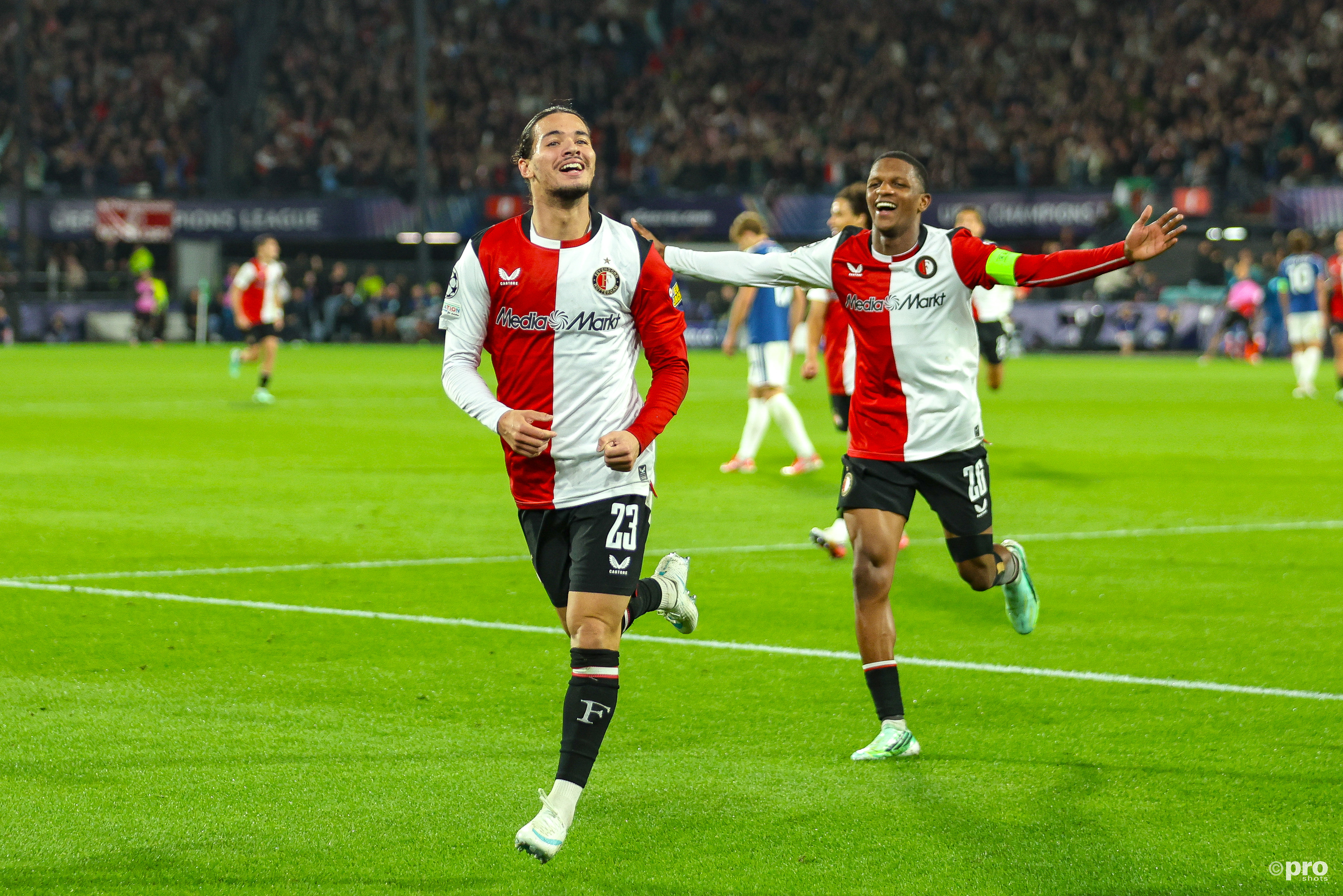 Praat mee op VP: Telstar maakt het wéér spannend, 3-4 tegen Feyenoord
