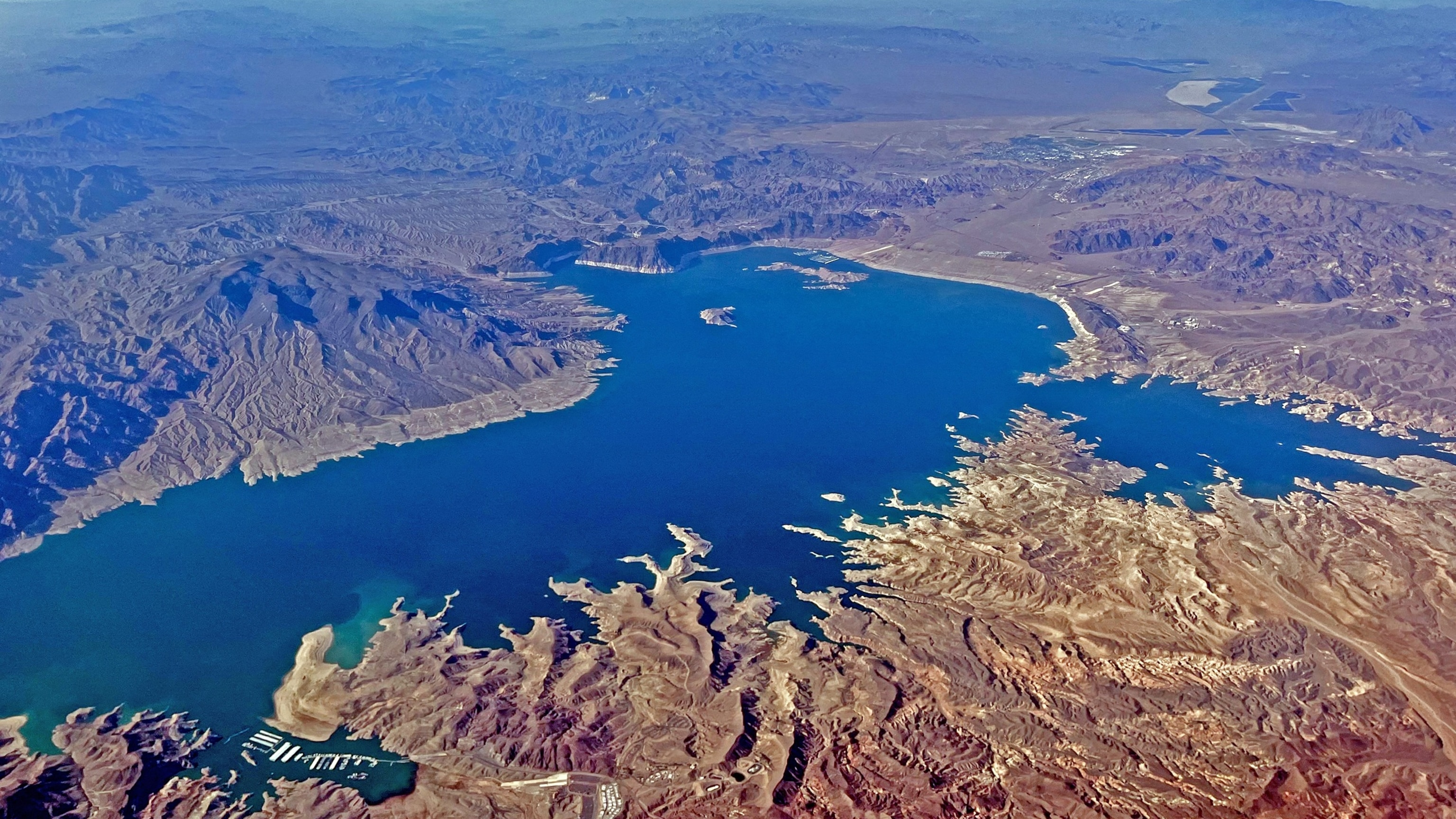 Lake Mead body in barrel has been identified, officials