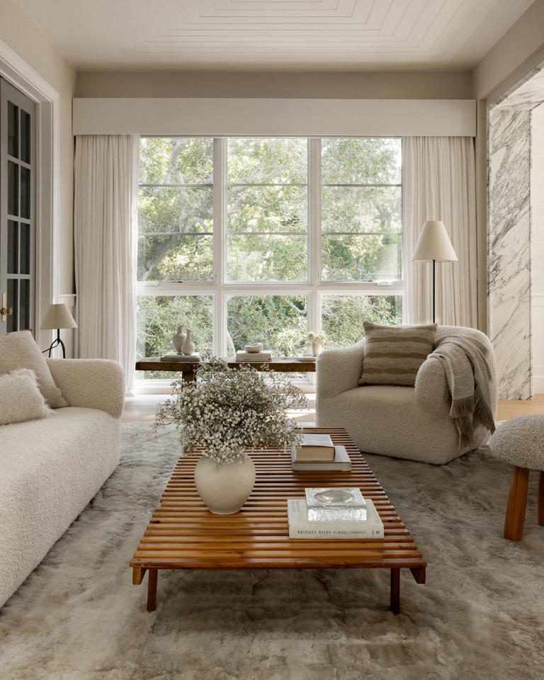 Large-scale greenery brings soulful energy to a Los Angeles new build