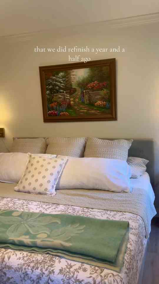 The bedroom paint colors that make a room feel more inviting